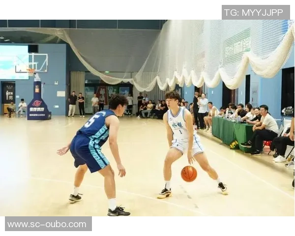 篮球坎的魅力与挑战探索篮球运动中的技术与团队合作精神 篮球坎的魅力与挑战探索篮球运动中的技术与团队合作精神